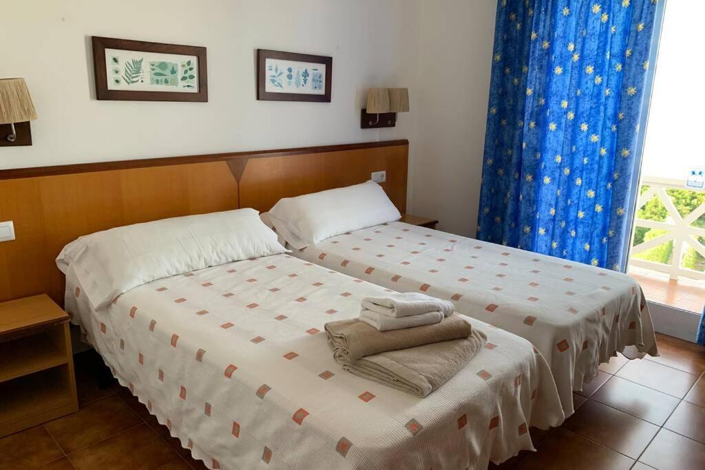 Apartamento En Playa Santo Tomas 1-5 Es Migjorn Gran Exterior foto