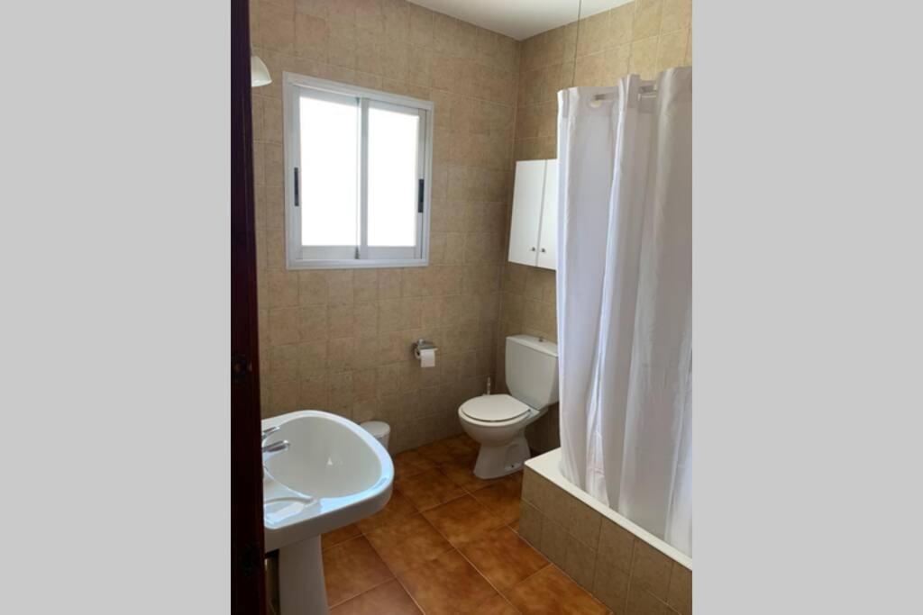 Apartamento En Playa Santo Tomas 1-5 Es Migjorn Gran Exterior foto